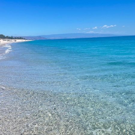 L'Isola Dei Vacanzieri Sant'Andrea Apostolo dello Ionio Luaran gambar