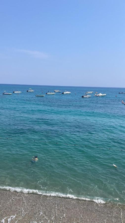 L'Isola Dei Vacanzieri Sant'Andrea Apostolo dello Ionio Luaran gambar